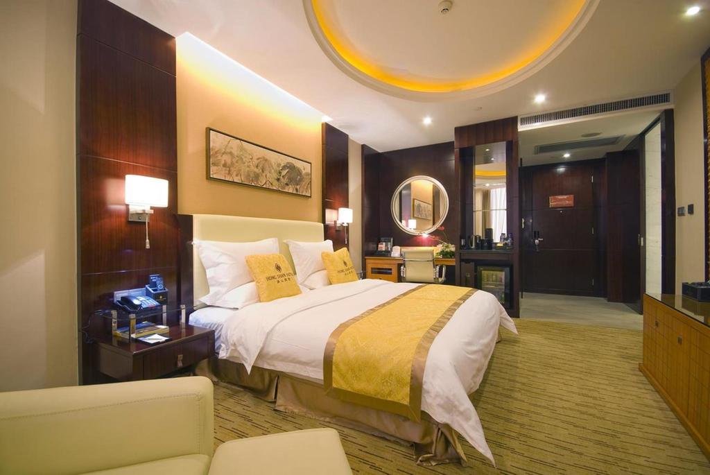 Hongshan Hotel Ухань Экстерьер фото