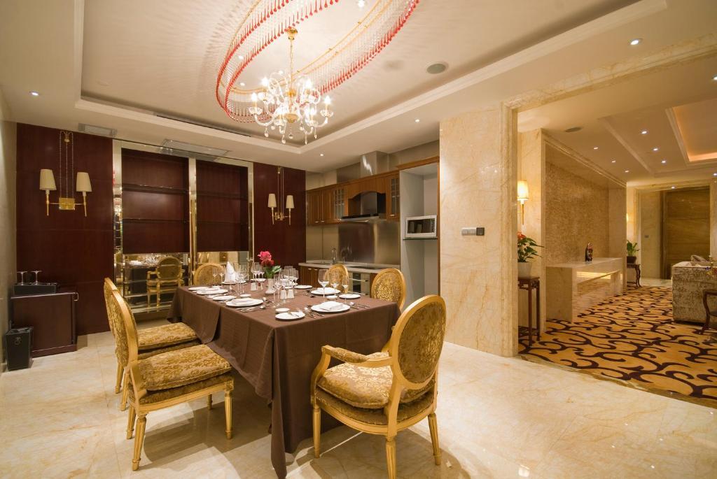 Hongshan Hotel Ухань Экстерьер фото
