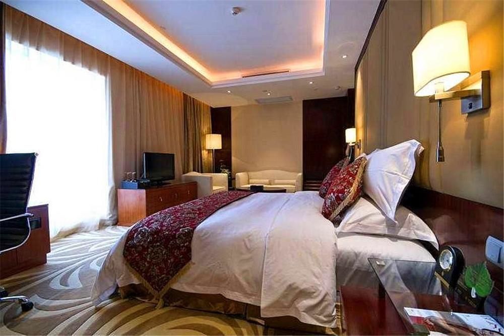 Hongshan Hotel Ухань Экстерьер фото