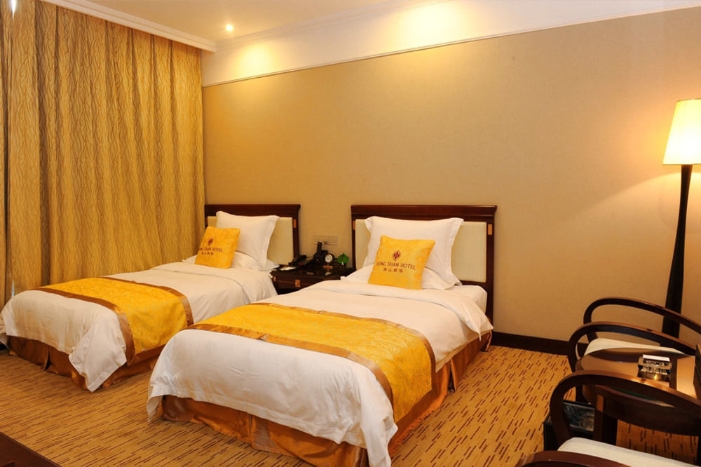 Hongshan Hotel Ухань Экстерьер фото